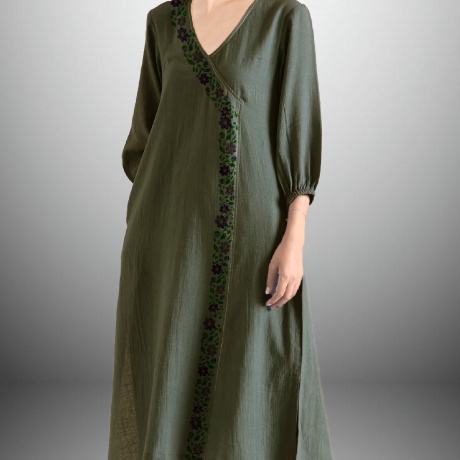 Women’s Rayon Pine Green color overlapped Kurti and Black pant with floral embroidery-RWKS004