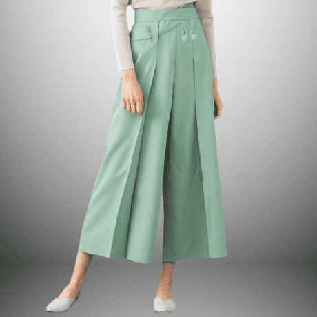 Women’s pista green trousers with detailing-RCP031
