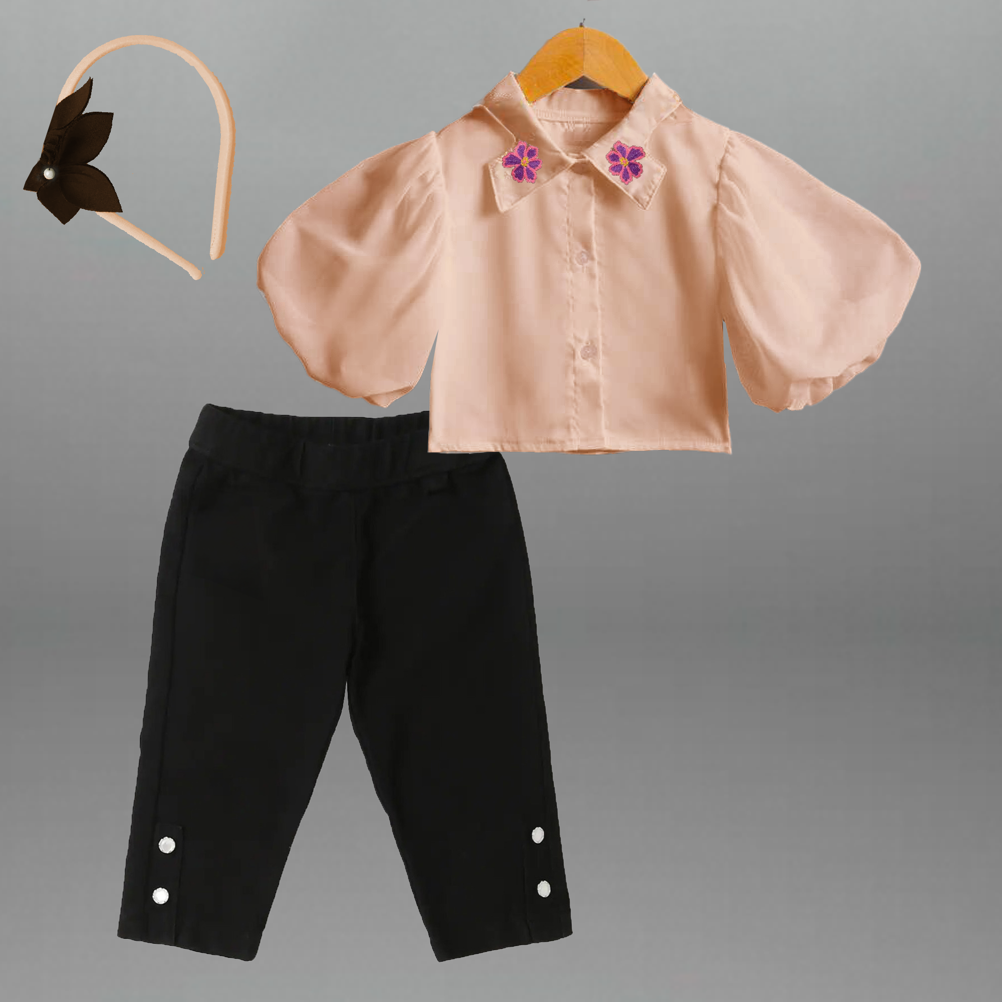 Girl's Two piece set of Peach puffed sleeve top with a Black Capree and a free hairband-RKFCW560